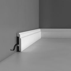 Плинтус из полиуретана Orac Decor SX155